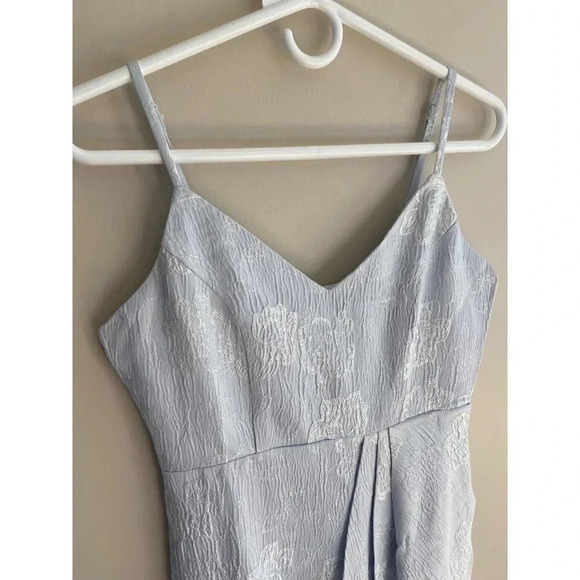 Lulu's Truly Exquisite Light Blue Jacquard Tulip Midi Dress Size Medium NWT - Picture 5 of 13